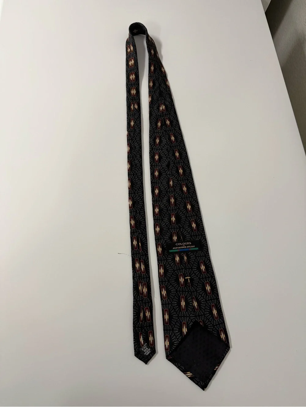 Vintage Colours‎ Alexander Julian Silk Tie Mens Black Geometric Medallion Retro